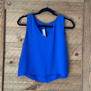 NWT Aritzia Babaton Murphy Sleeveless Blouse